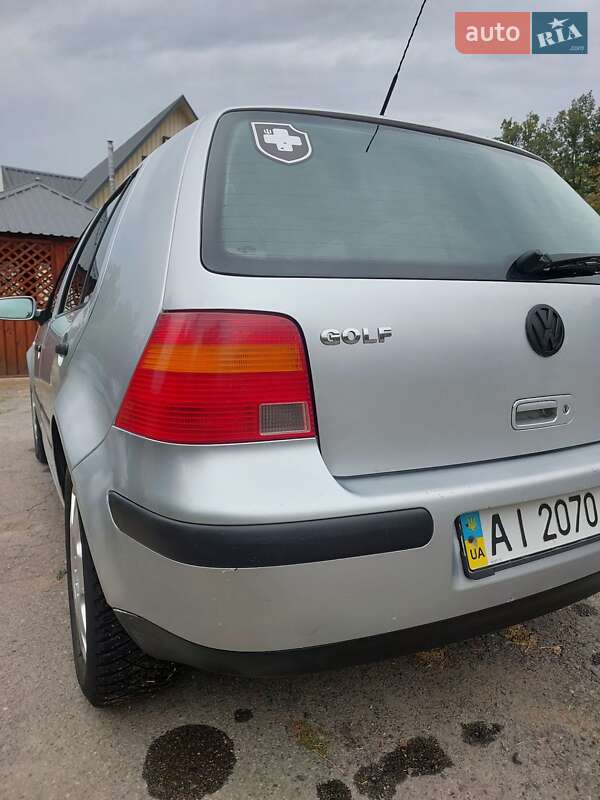 Хэтчбек Volkswagen Golf 2003 в Звенигородке фото 72 Хэтчбек Volkswagen Golf 2003 в Звенигородке