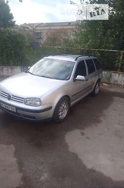 Універсал Volkswagen Golf 2001 в Києві