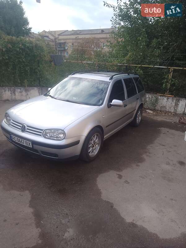 Volkswagen Golf 2001