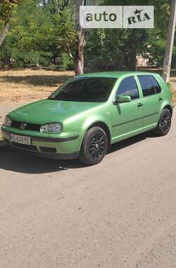 Хетчбек Volkswagen Golf 2000 в Кривому Розі