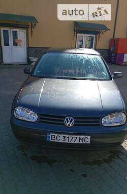 Хетчбек Volkswagen Golf 2000 в Старому Самборі