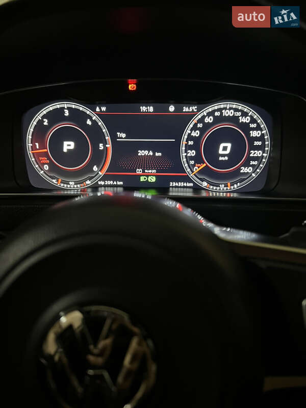 Універсал Volkswagen Golf 2015 в Львові