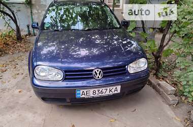 Універсал Volkswagen Golf 2001 в Дніпрі