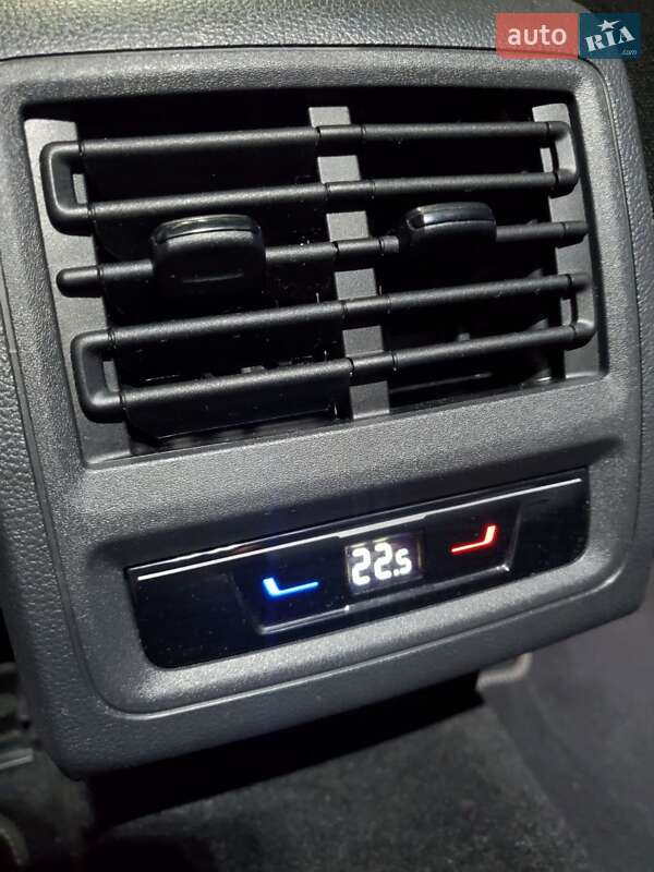 Хетчбек Volkswagen Golf 2022 в Івано-Франківську