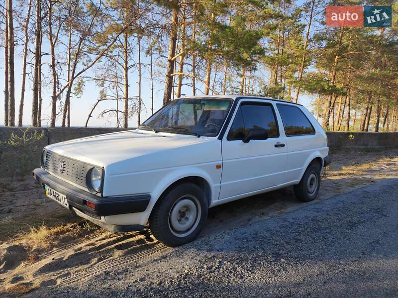 Хэтчбек Volkswagen Golf 1987 в Киеве