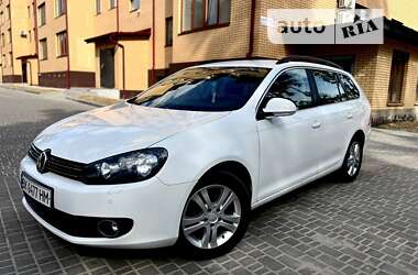 Универсал Volkswagen Golf 2013 в Нетешине