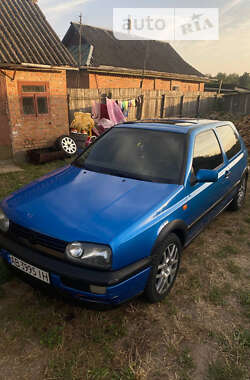 Хэтчбек Volkswagen Golf 1994 в Ирпене