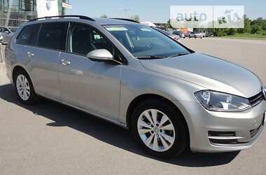 Универсал Volkswagen Golf 2015 в Днепре