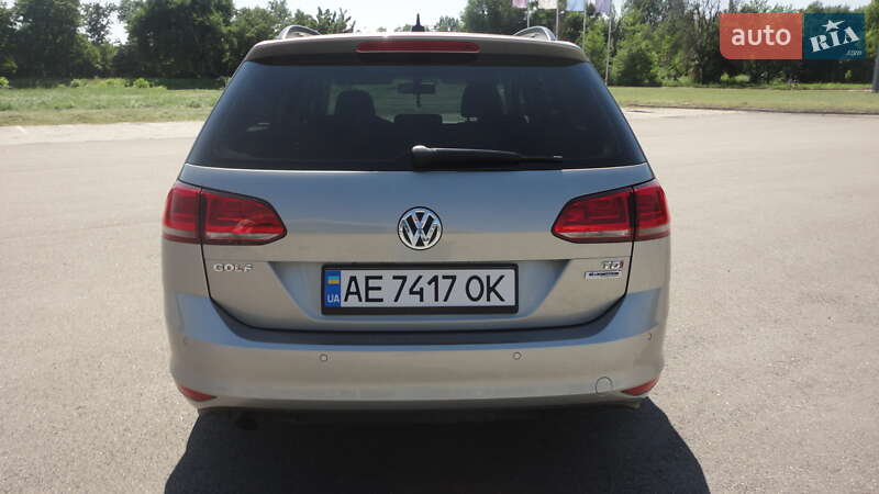 Универсал Volkswagen Golf 2015 в Днепре