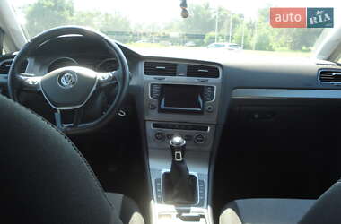 Универсал Volkswagen Golf 2015 в 