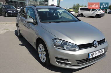 Универсал Volkswagen Golf 2015 в 