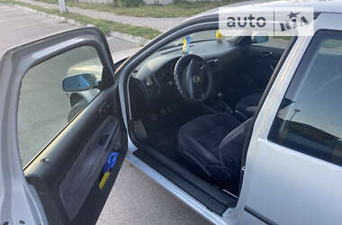 Хэтчбек Volkswagen Golf 2000 в Борисполе