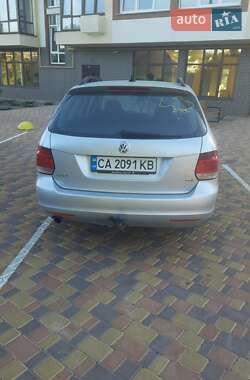 Универсал Volkswagen Golf 2011 в Умани