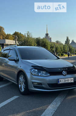 Универсал Volkswagen Golf 2015 в Киеве