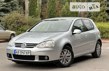 Хэтчбек Volkswagen Golf 2006 в Виннице