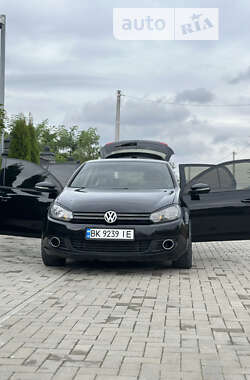 Хетчбек Volkswagen Golf 2009 в Рівному