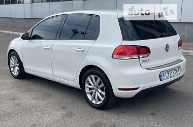 Хэтчбек Volkswagen Golf 2013 в Киеве