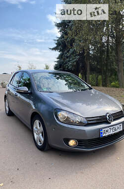 Хетчбек Volkswagen Golf 2011 в Житомирі