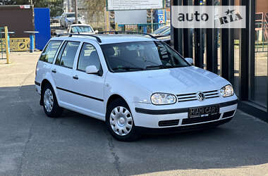 Универсал Volkswagen Golf 2003 в Харькове