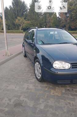 Универсал Volkswagen Golf 2001 в Луцке