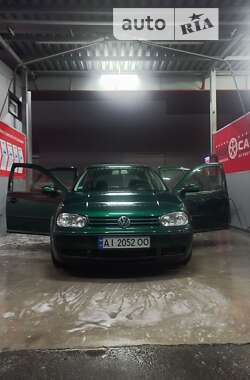 Хетчбек Volkswagen Golf 2000 в Києві