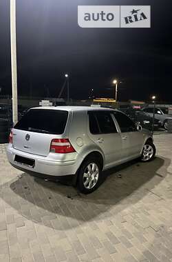 Хетчбек Volkswagen Golf 2003 в Лубнах