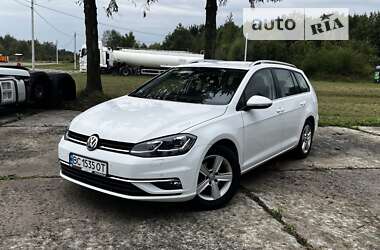 Універсал Volkswagen Golf 2020 в Львові