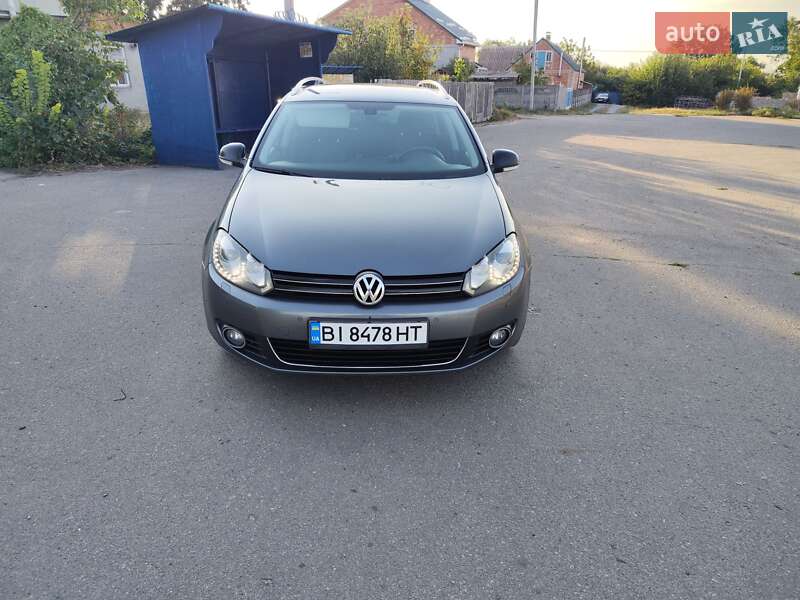 Универсал Volkswagen Golf 2011 в 