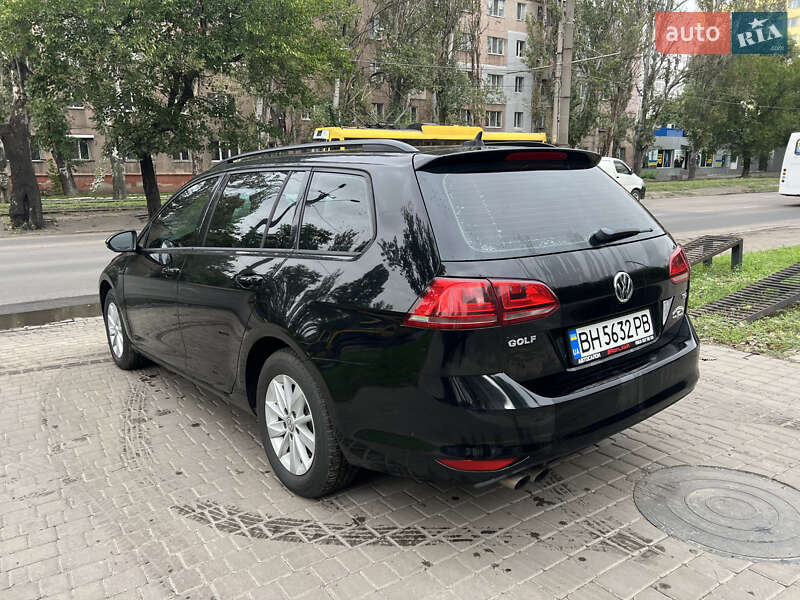 Универсал Volkswagen Golf 2015 в Одессе
