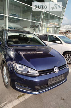 Хетчбек Volkswagen Golf 2015 в Запоріжжі