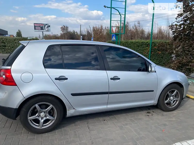 Volkswagen Golf 2004 VIN WVWZZZ1KZ4W045726 фото оголошення 3 з 35