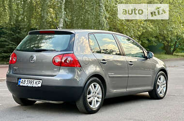 Хэтчбек Volkswagen Golf 2008 в Виннице