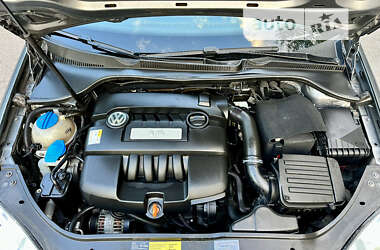 Хэтчбек Volkswagen Golf 2008 в Виннице