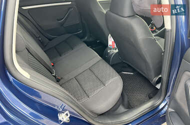 Универсал Volkswagen Golf 2012 в 