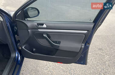 Универсал Volkswagen Golf 2012 в 