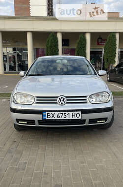 Хетчбек Volkswagen Golf 2000 в Хмельницькому