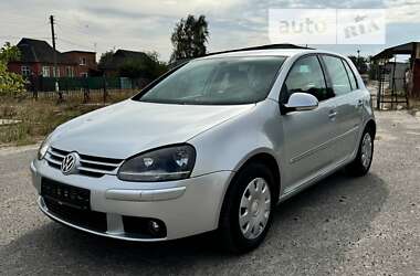 Хетчбек Volkswagen Golf 2009 в Охтирці