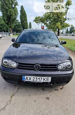 Хэтчбек Volkswagen Golf 2001 в Харькове