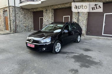 Універсал Volkswagen Golf 2012 в Володимир-Волинському