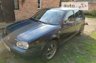 Хэтчбек Volkswagen Golf 2001 в Львове