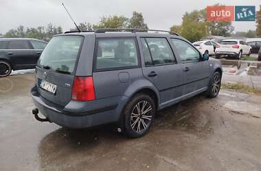 Універсал Volkswagen Golf 2001 в Києві