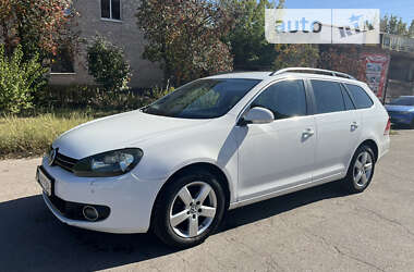 Універсал Volkswagen Golf 2011 в Чернігові