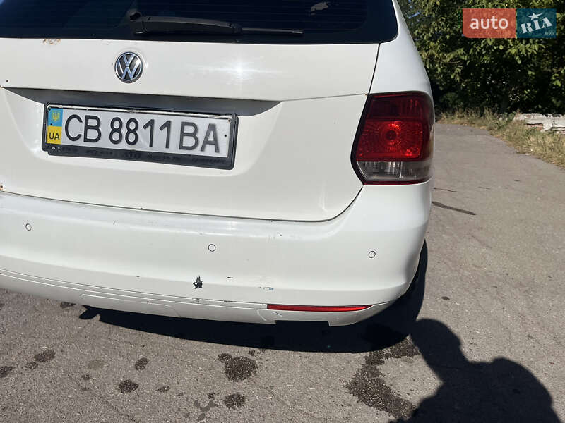 Універсал Volkswagen Golf 2011 в Чернігові