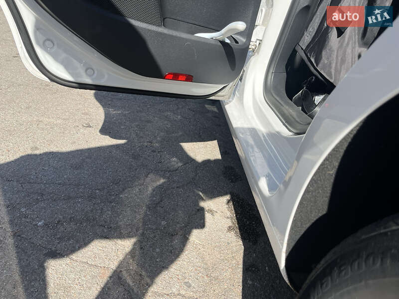 Універсал Volkswagen Golf 2011 в Чернігові