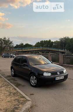 Хэтчбек Volkswagen Golf 1999 в Кропивницком