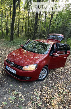 Хетчбек Volkswagen Golf 2009 в Долині