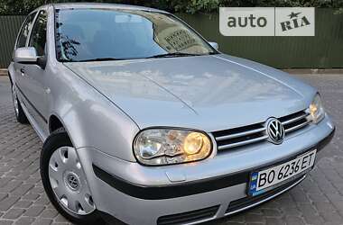 Хэтчбек Volkswagen Golf 2001 в Тернополе