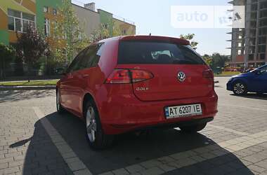 Хэтчбек Volkswagen Golf 2014 в Ивано-Франковске