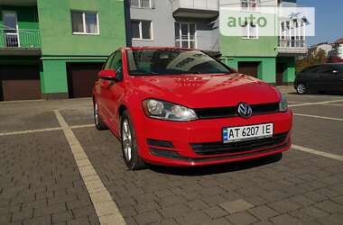 Хэтчбек Volkswagen Golf 2014 в Ивано-Франковске