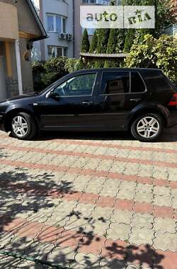 Хетчбек Volkswagen Golf 2001 в Тернополі